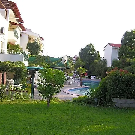 酒店 Aristides Kallithea (Chalkidiki)